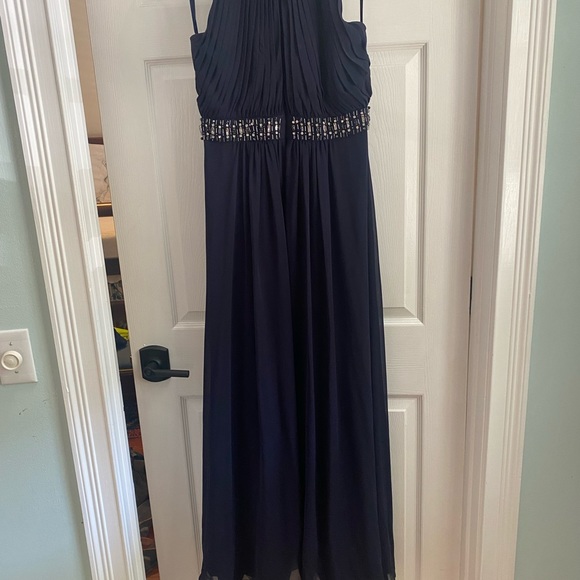 Navy Blue Formal Evening Dress Gown - Picture 9 of 16